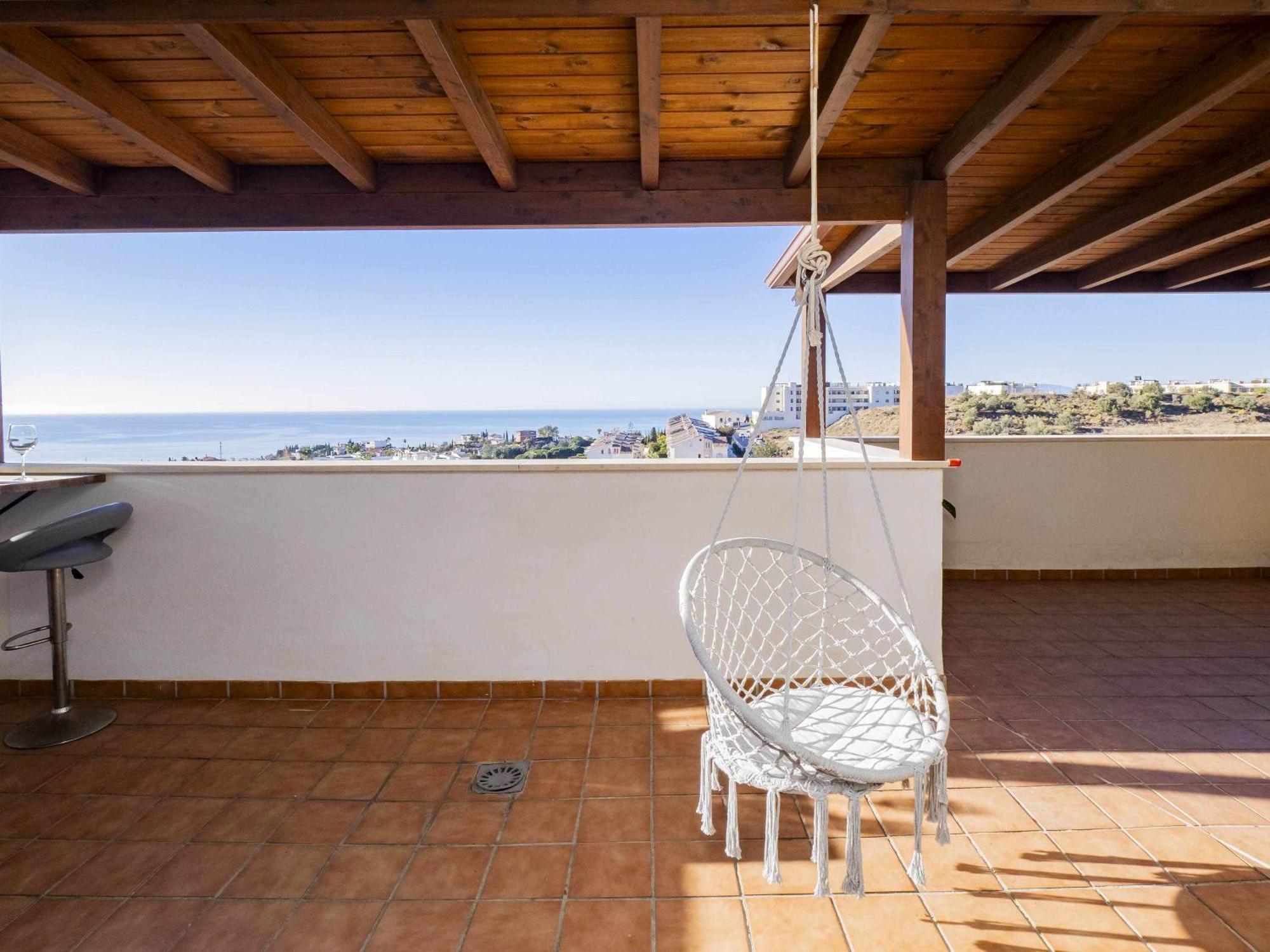 Atico Con Vistas Al Mar Piscina Y Parking Lägenhet Málaga Exteriör bild